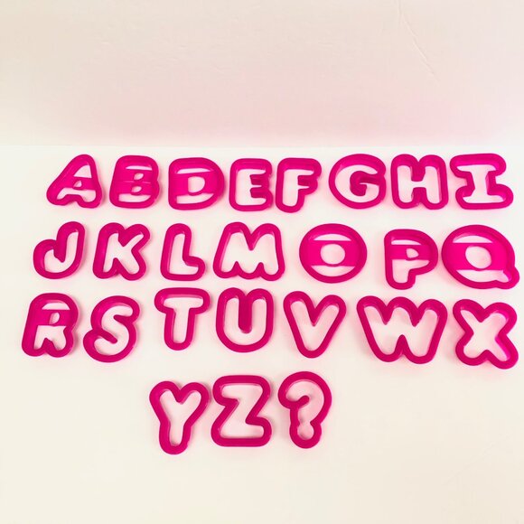 Lot of 79 Plastic Cookie Cutters Halloween Christmas Easter Vehicles Letters ++ - Picture 14 of 14